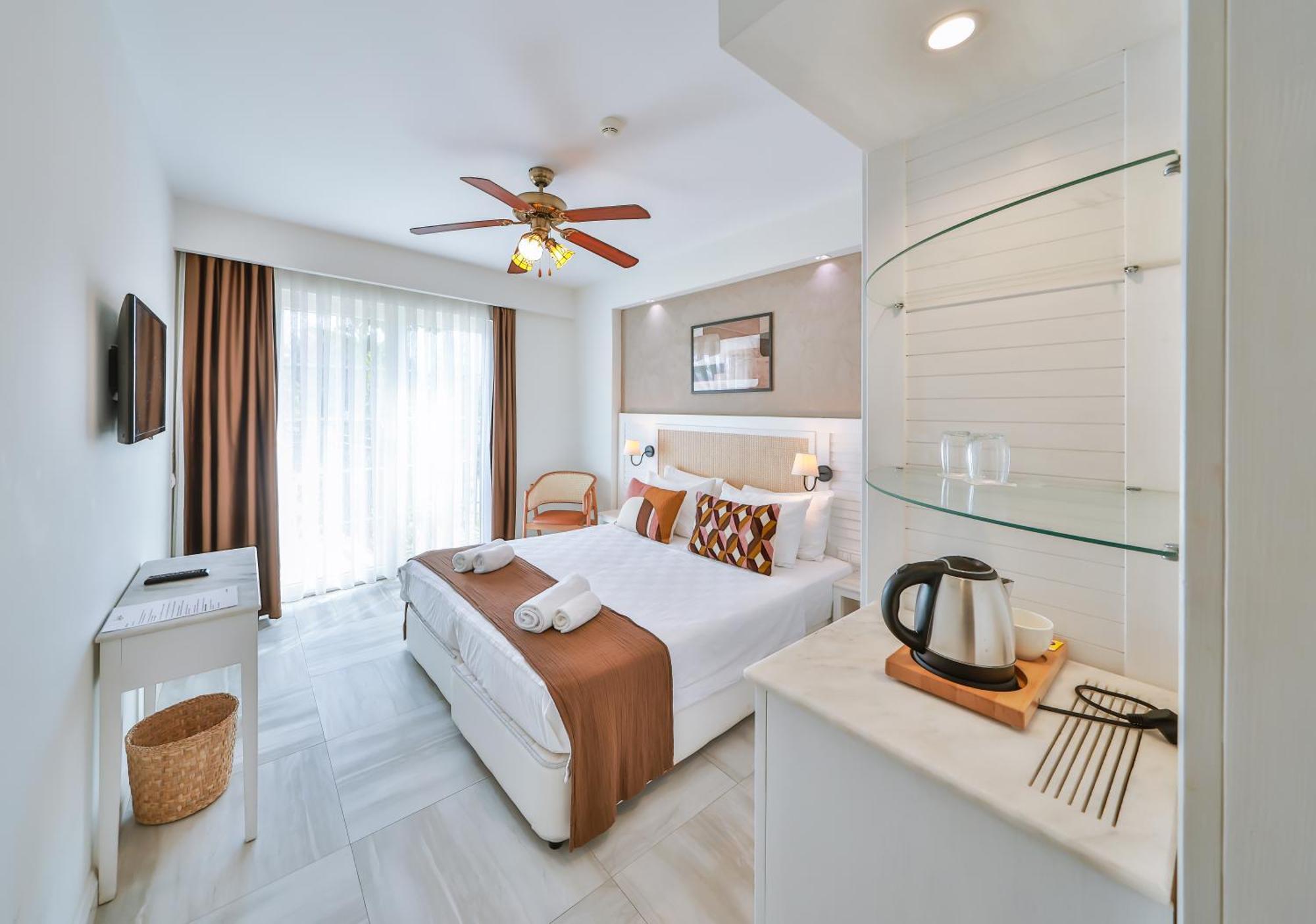 Livia Hotel Kaş Exteriér fotografie